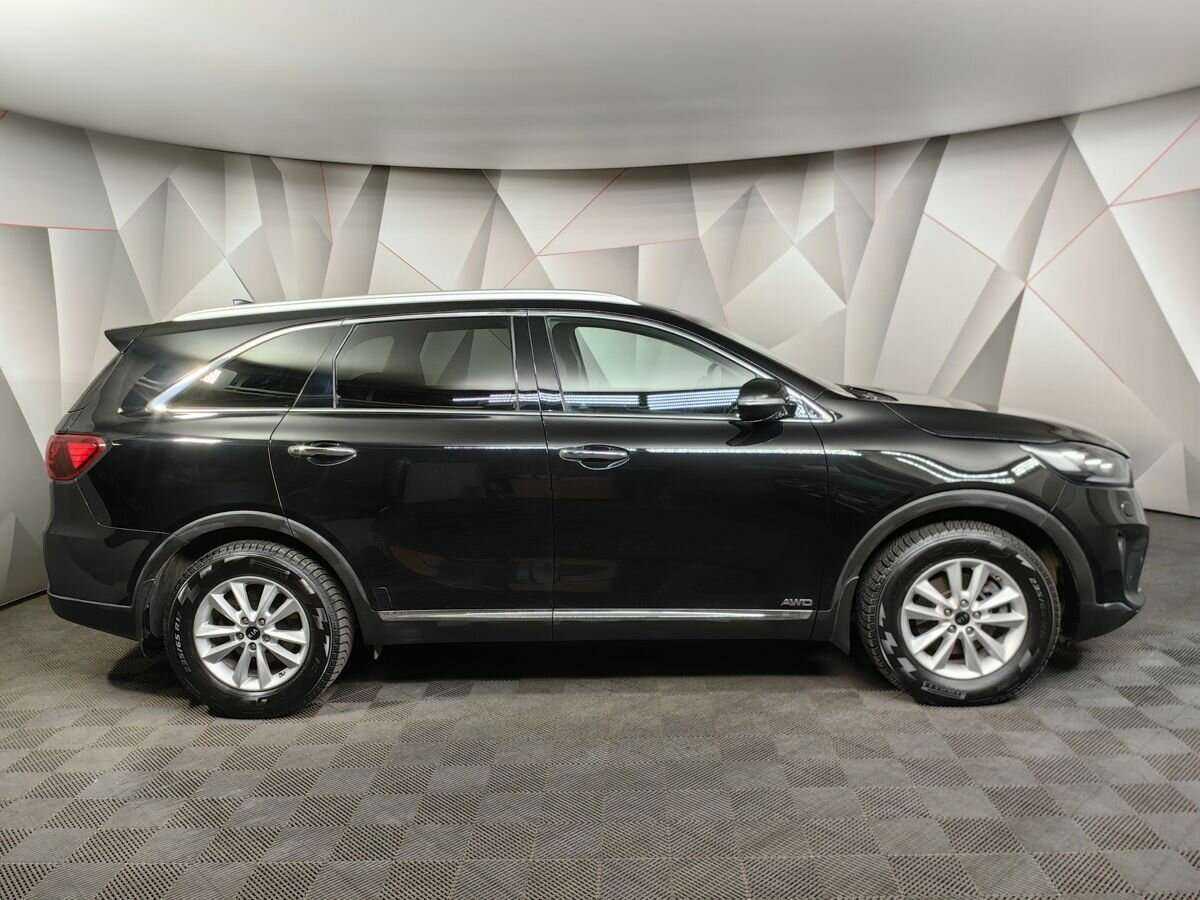 Kia Sorento с пробегом — 2019 год. Фото: #5
