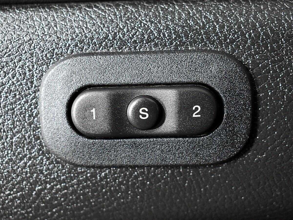 Jeep Grand Cherokee с пробегом — 2014 год. Фото: #17