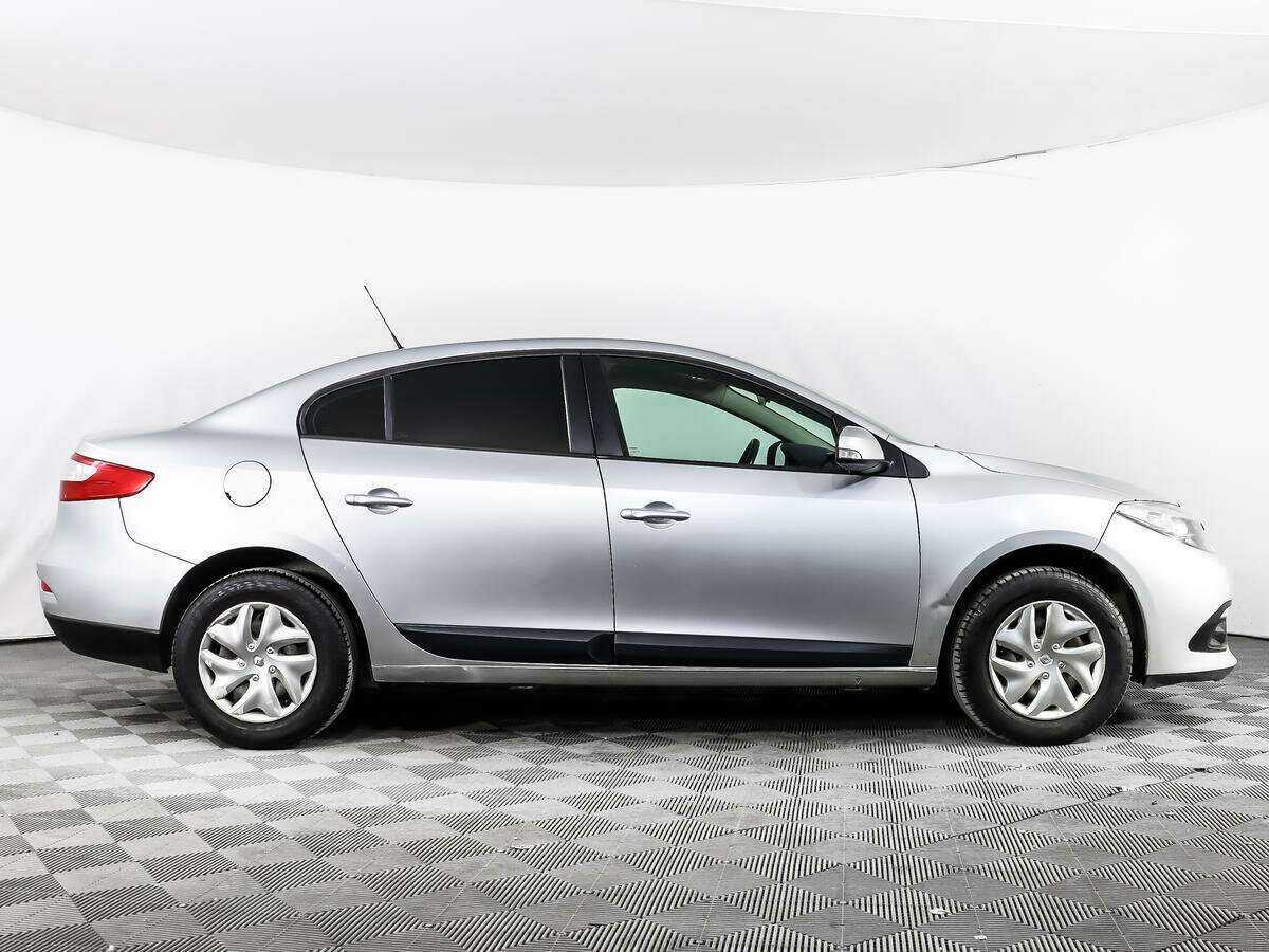 Renault Fluence с пробегом — 2013 год. Фото: #3