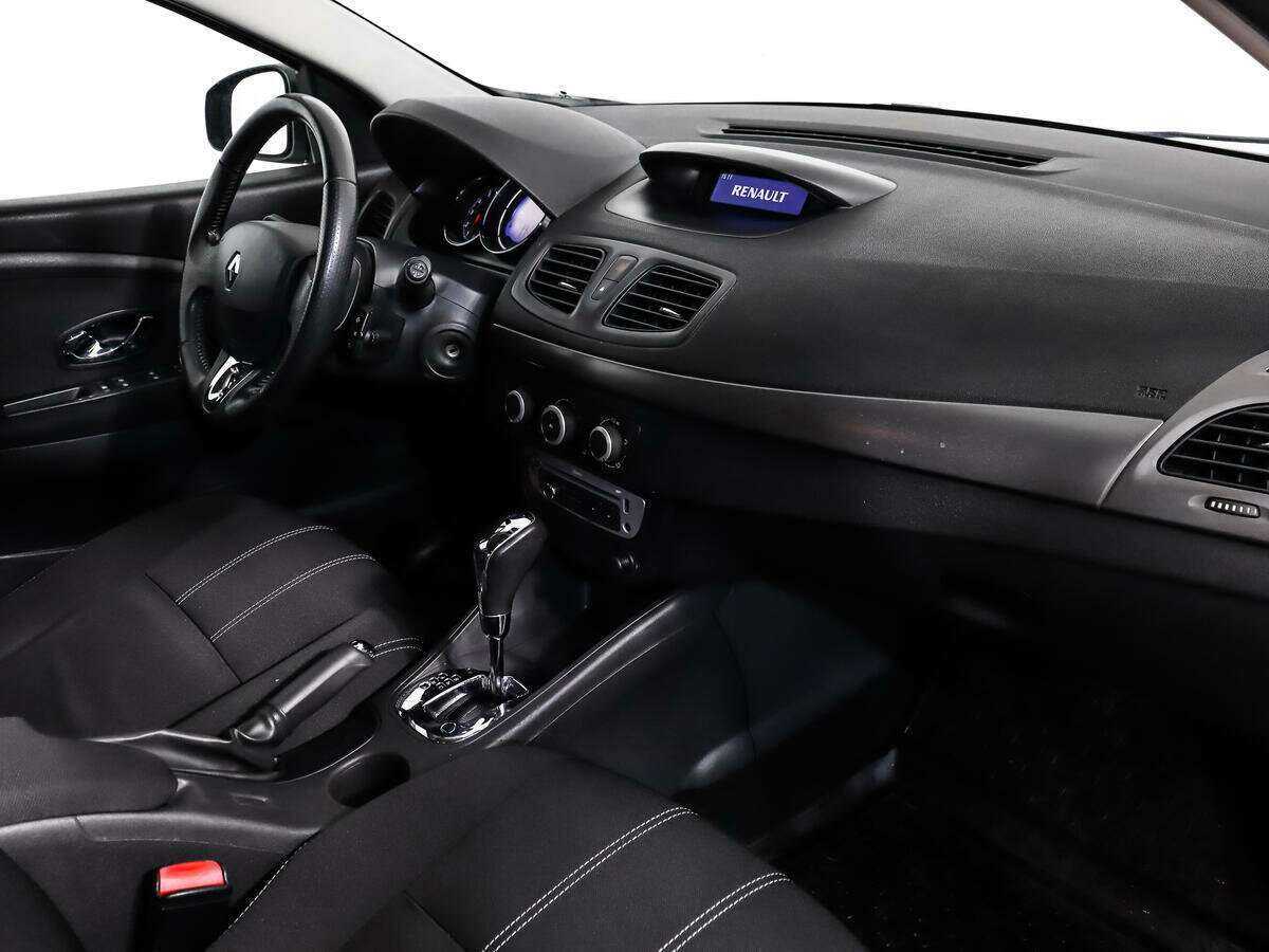 Renault Fluence с пробегом — 2013 год. Фото: #10