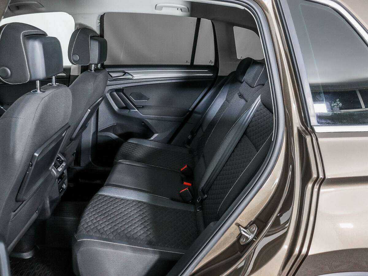 Volkswagen Tiguan с пробегом — 2018 год. Фото: #10