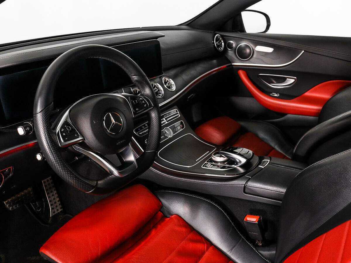 Mercedes-Benz E-Класс с пробегом — 2017 год. Фото: #8