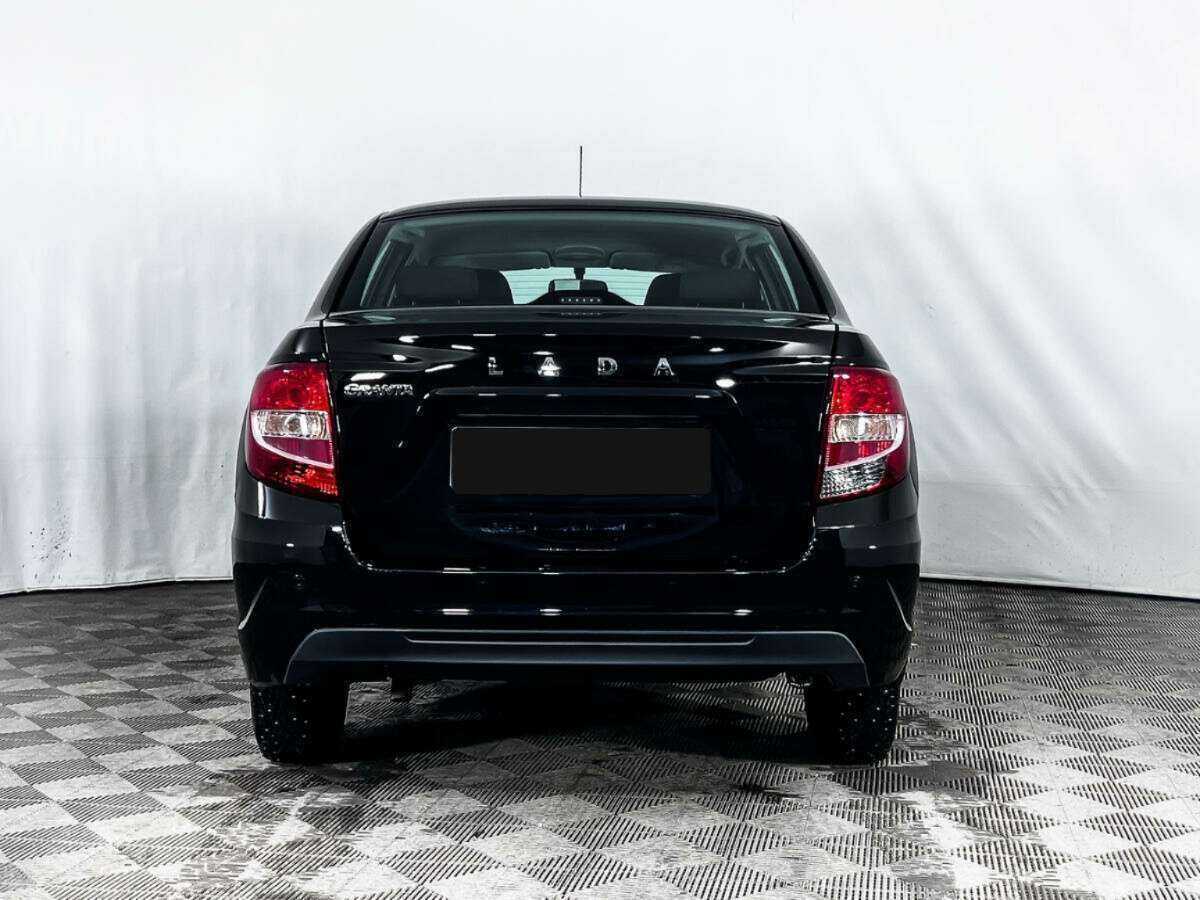 Lada (ВАЗ) Granta с пробегом — 2023 год. Фото: #5