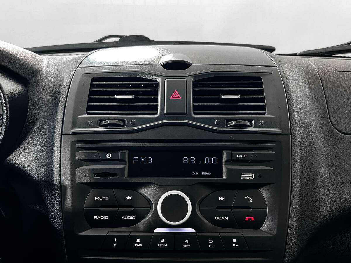 Lada (ВАЗ) Granta с пробегом — 2023 год. Фото: #14