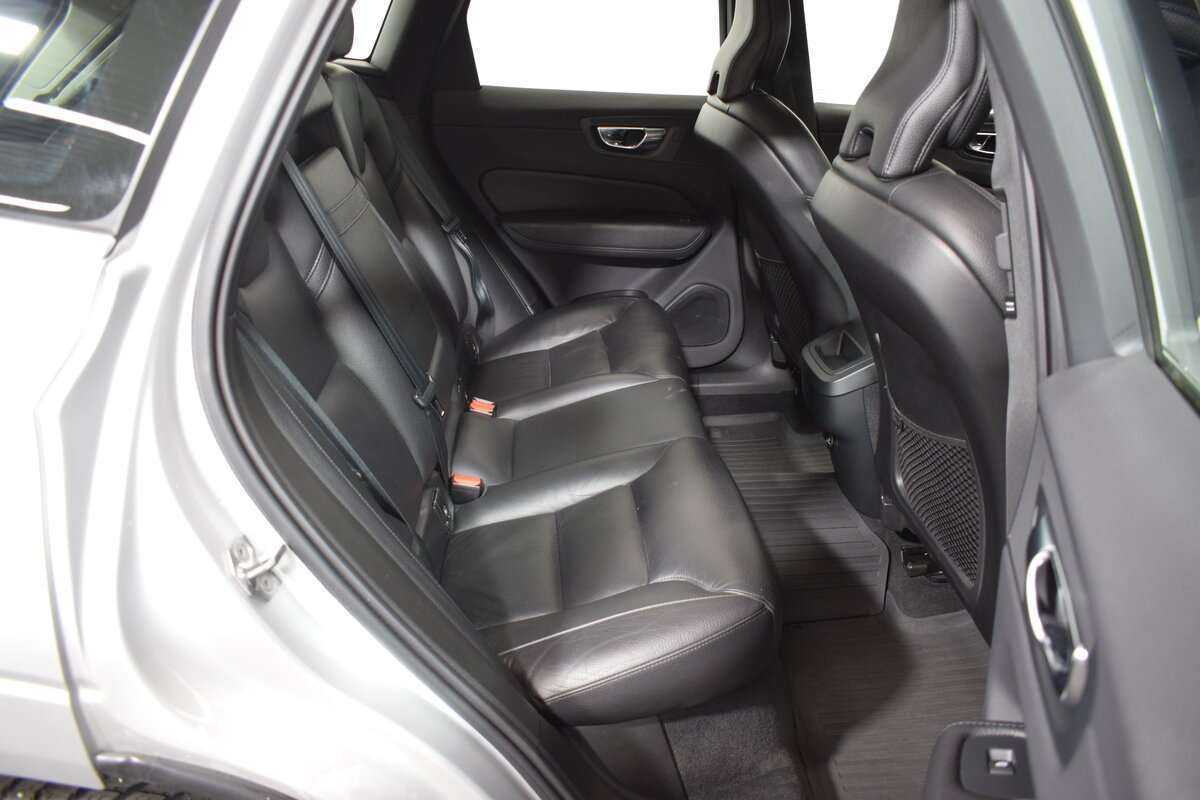 Volvo XC60 с пробегом — 2020 год. Фото: #13