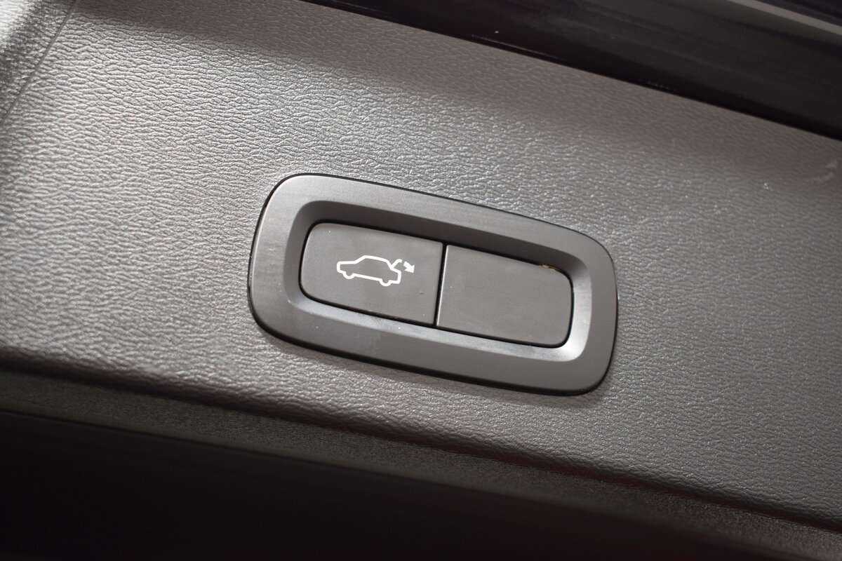 Volvo XC40 с пробегом — 2019 год. Фото: #6