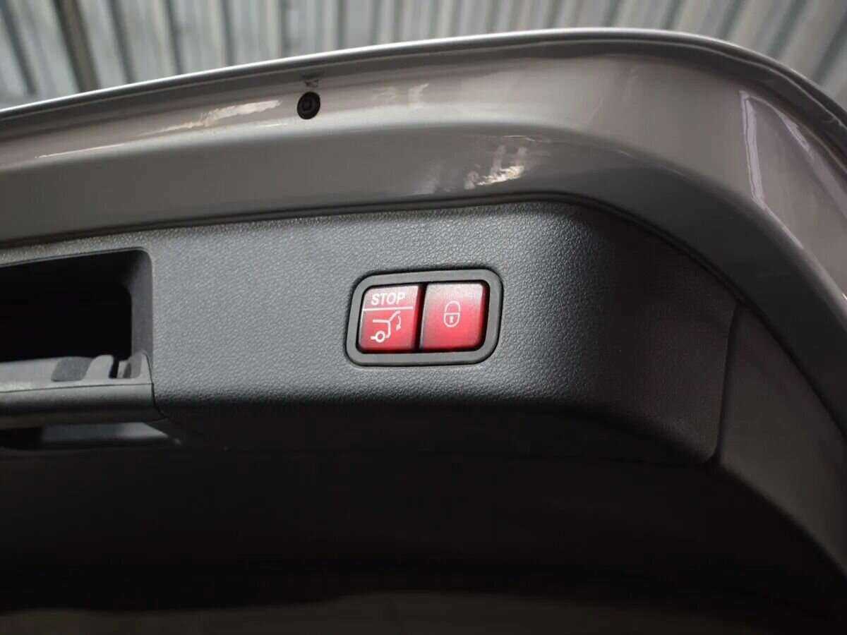 Mercedes-Benz M-Класс с пробегом — 2014 год. Фото: #6