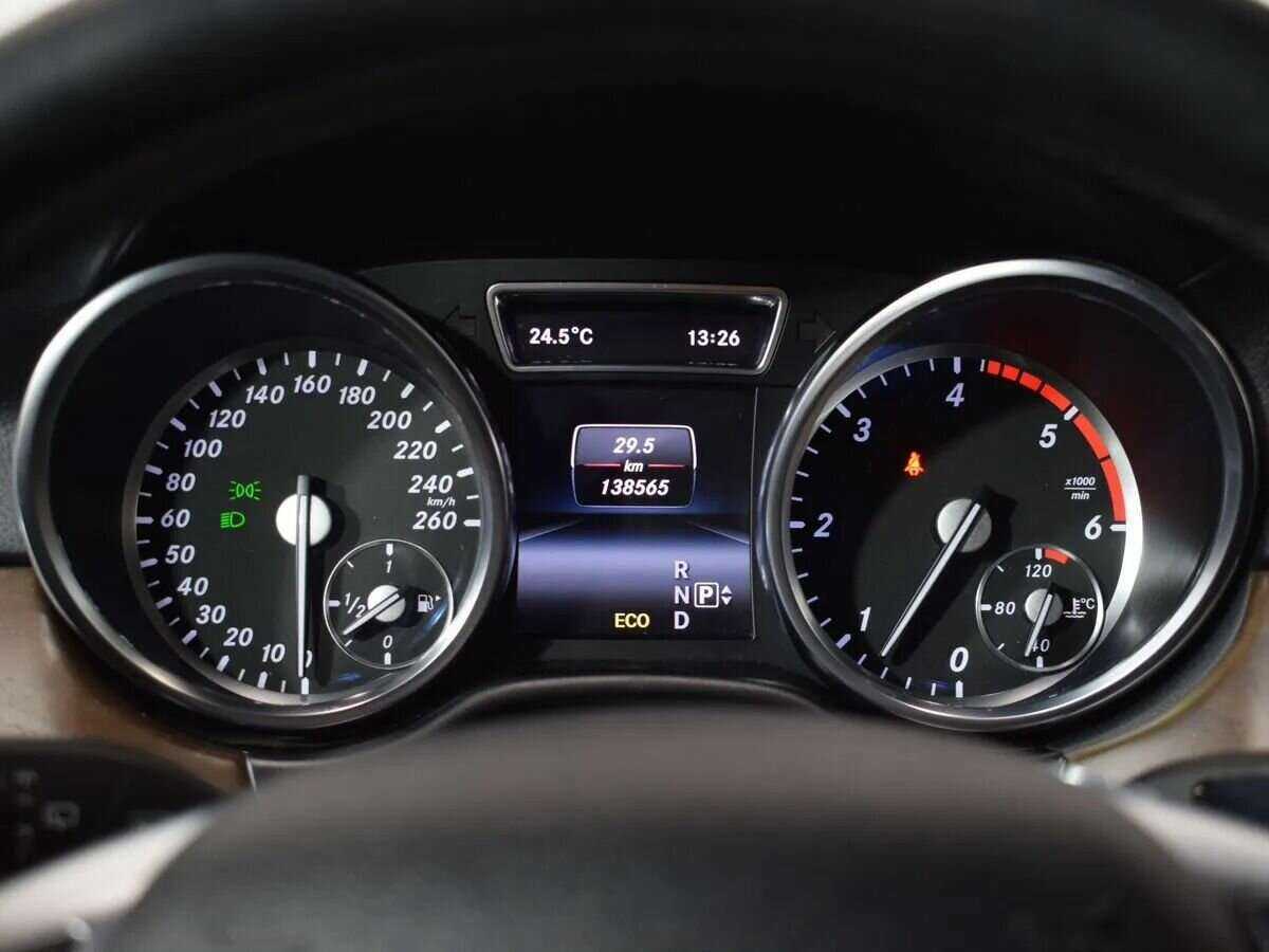 Mercedes-Benz M-Класс с пробегом — 2014 год. Фото: #21