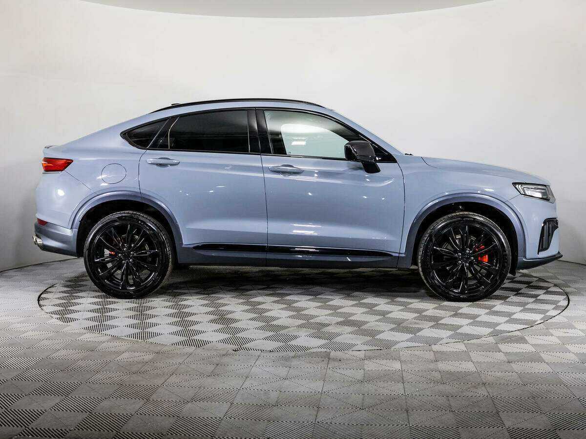 Geely Tugella с пробегом — 2022 год. Фото: #3