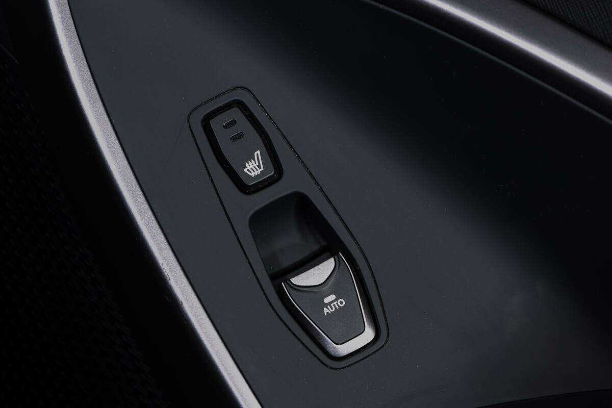 Hyundai Santa Fe с пробегом — 2015 год. Фото: #17