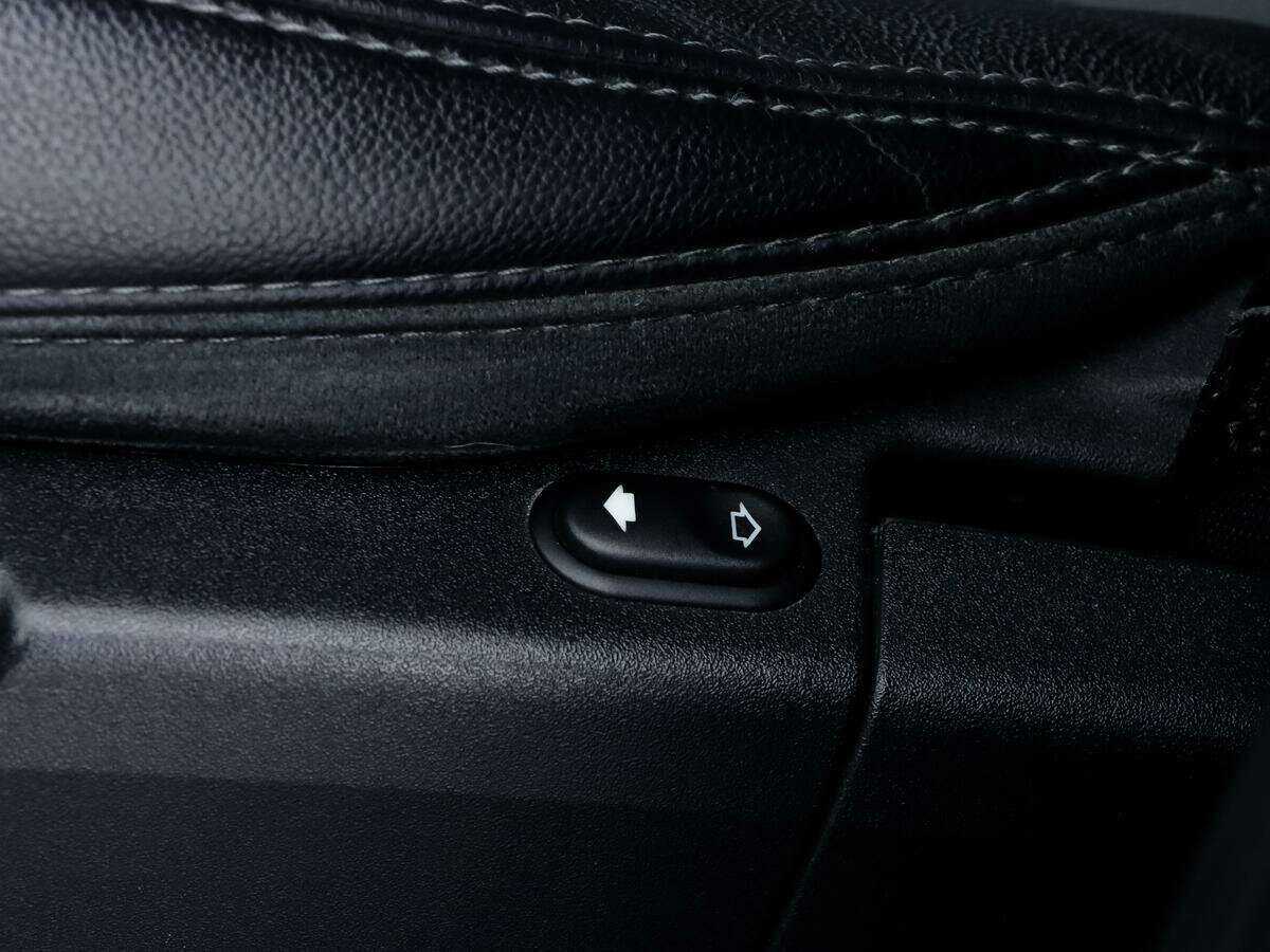 Land Rover Freelander с пробегом — 2014 год. Фото: #10