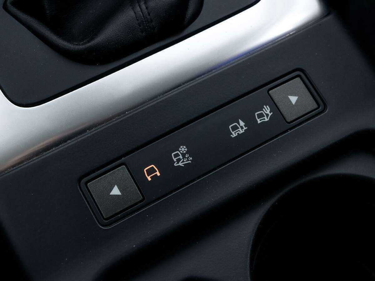 Land Rover Freelander с пробегом — 2014 год. Фото: #16