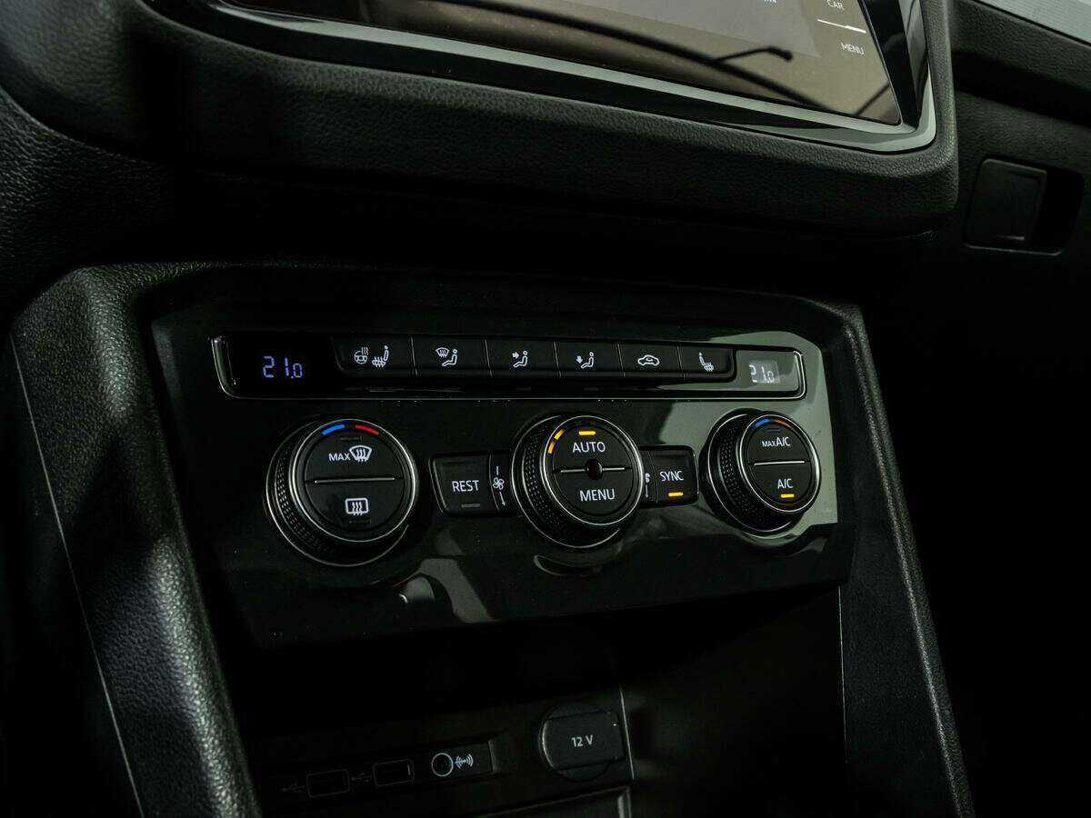 Volkswagen Tiguan с пробегом — 2020 год. Фото: #13