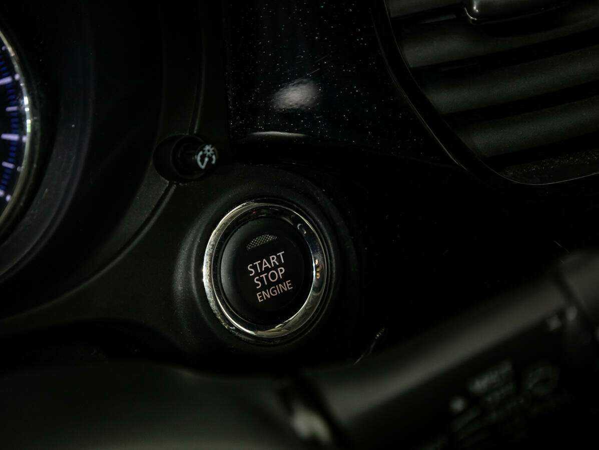 Mitsubishi Outlander с пробегом — 2018 год. Фото: #16