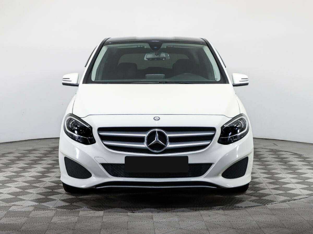 Mercedes-Benz B-Класс с пробегом — 2015 год. Фото: #1