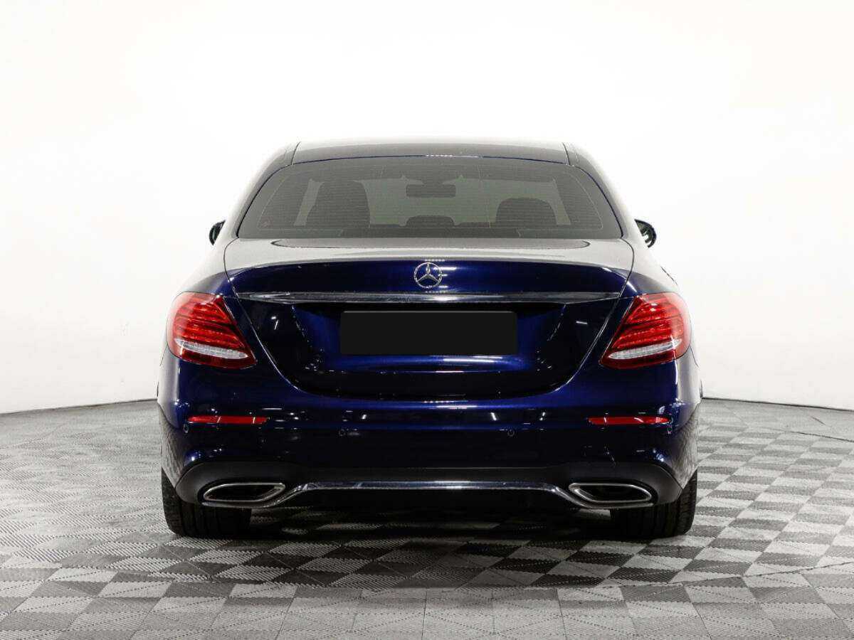 Mercedes-Benz E-Класс с пробегом — 2018 год. Фото: #4