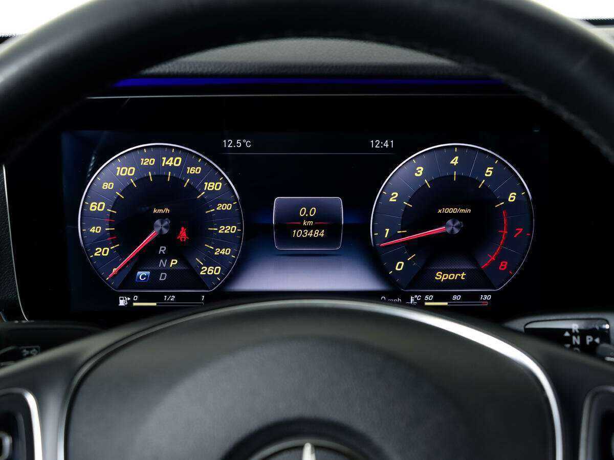 Mercedes-Benz E-Класс с пробегом — 2016 год. Фото: #19