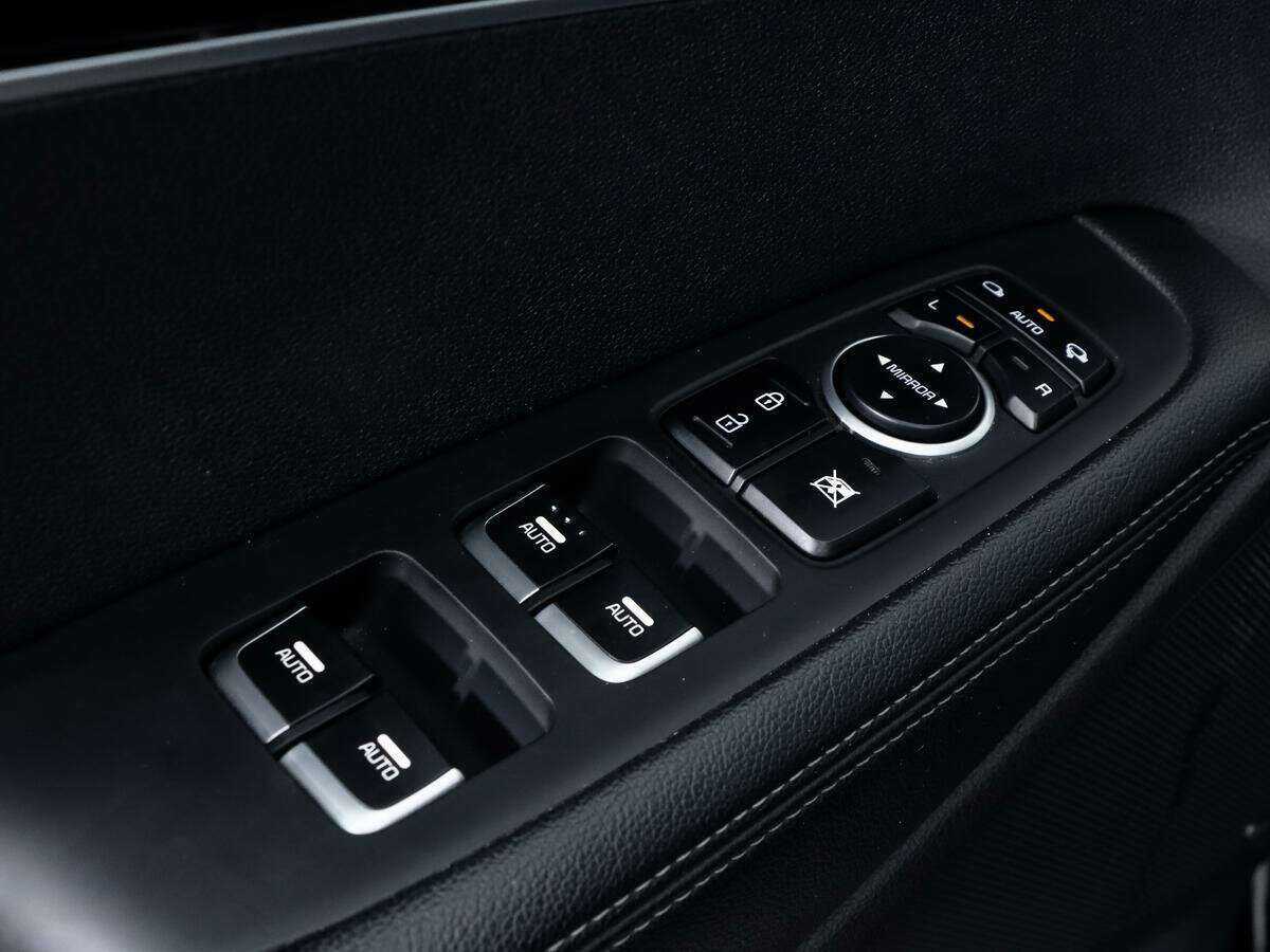 Kia Sorento с пробегом — 2017 год. Фото: #17