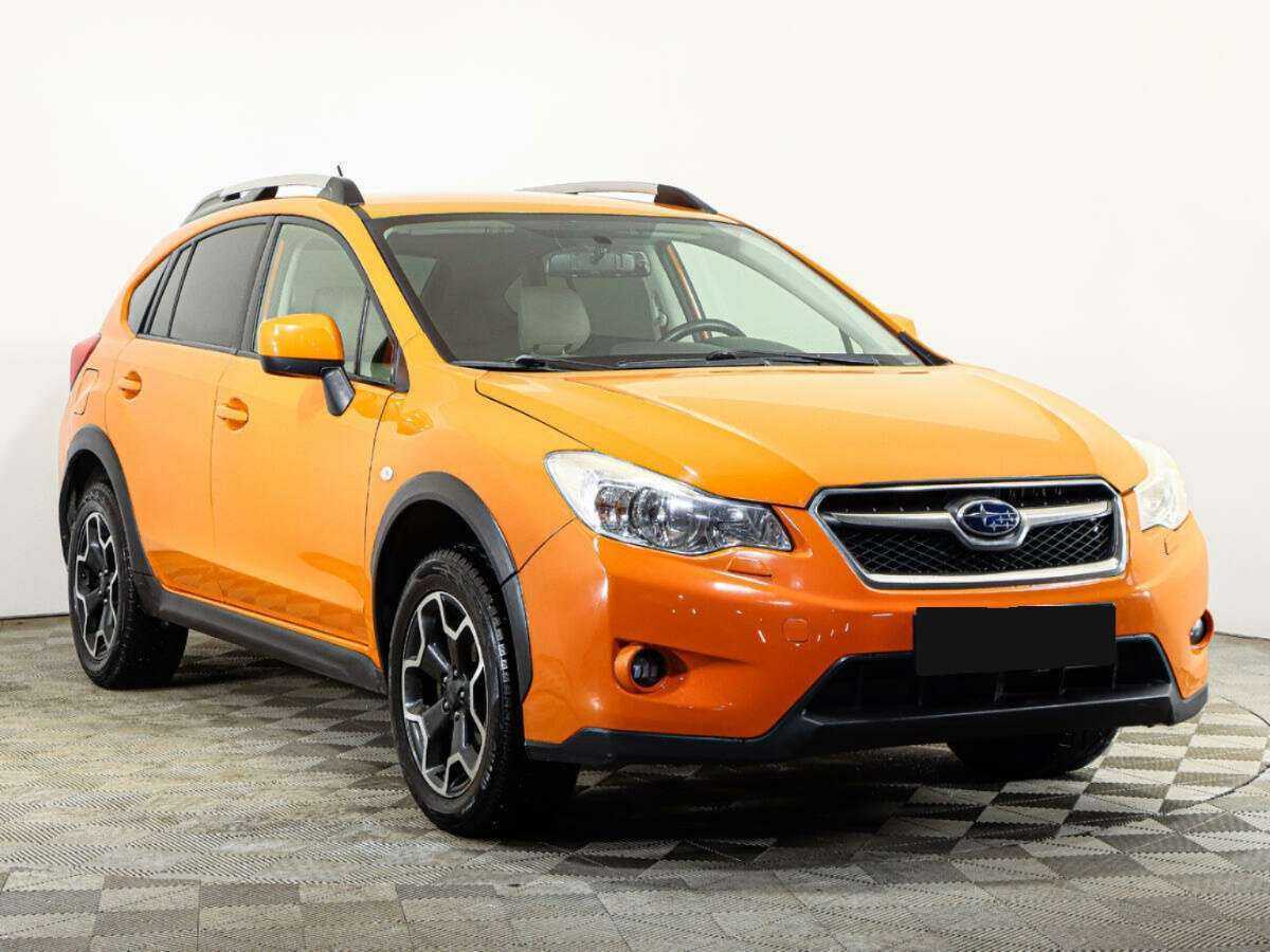 Subaru XV с пробегом — 2012 год. Фото: #2