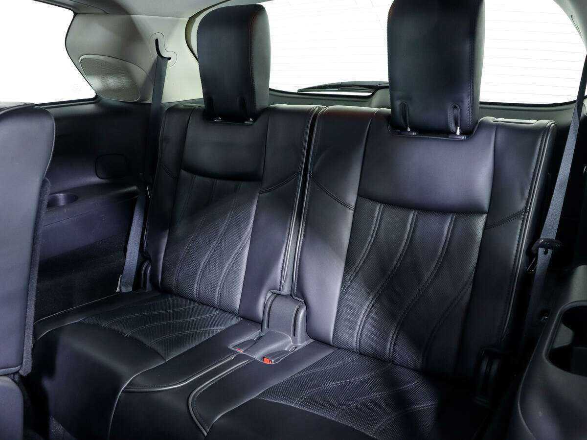 Infiniti QX60 с пробегом — 2014 год. Фото: #11