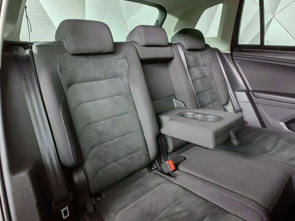 Volkswagen Tiguan с пробегом — 2017 год. Фото: #12