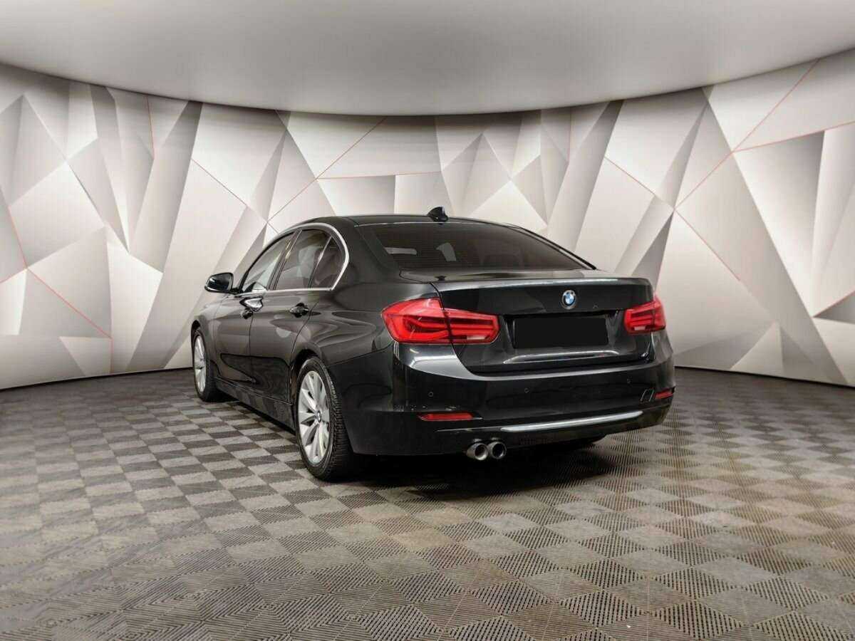 BMW 3 серии с пробегом — 2012 год. Фото: #3