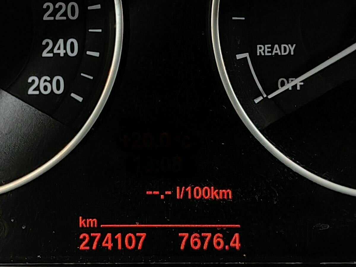 BMW 3 серии с пробегом — 2012 год. Фото: #15