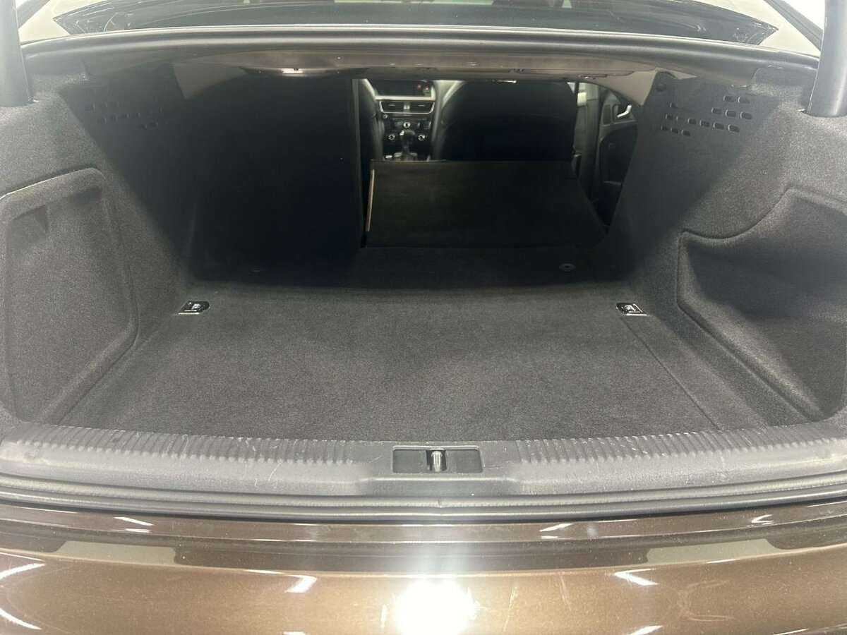 Audi A4 с пробегом — 2014 год. Фото: #17