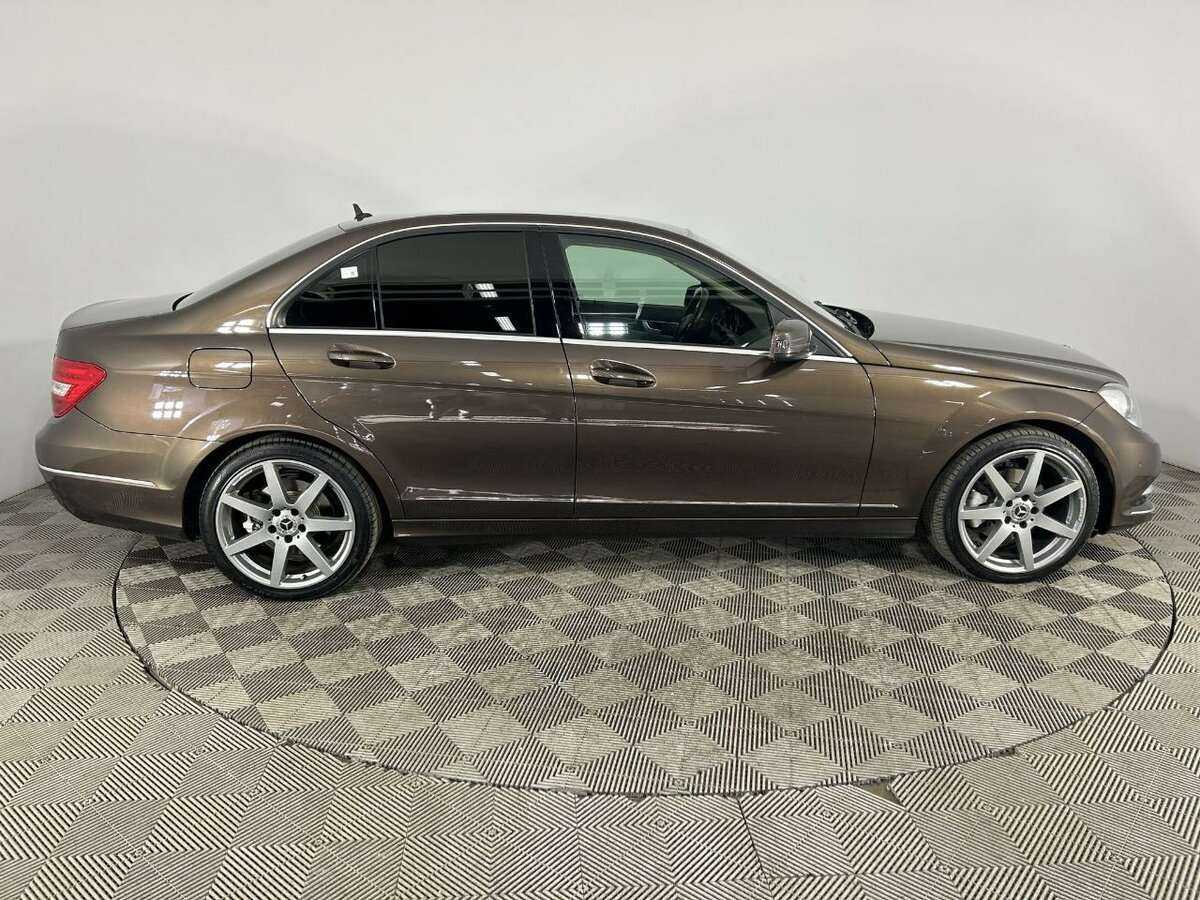 Mercedes-Benz C-Класс с пробегом — 2013 год. Фото: #2