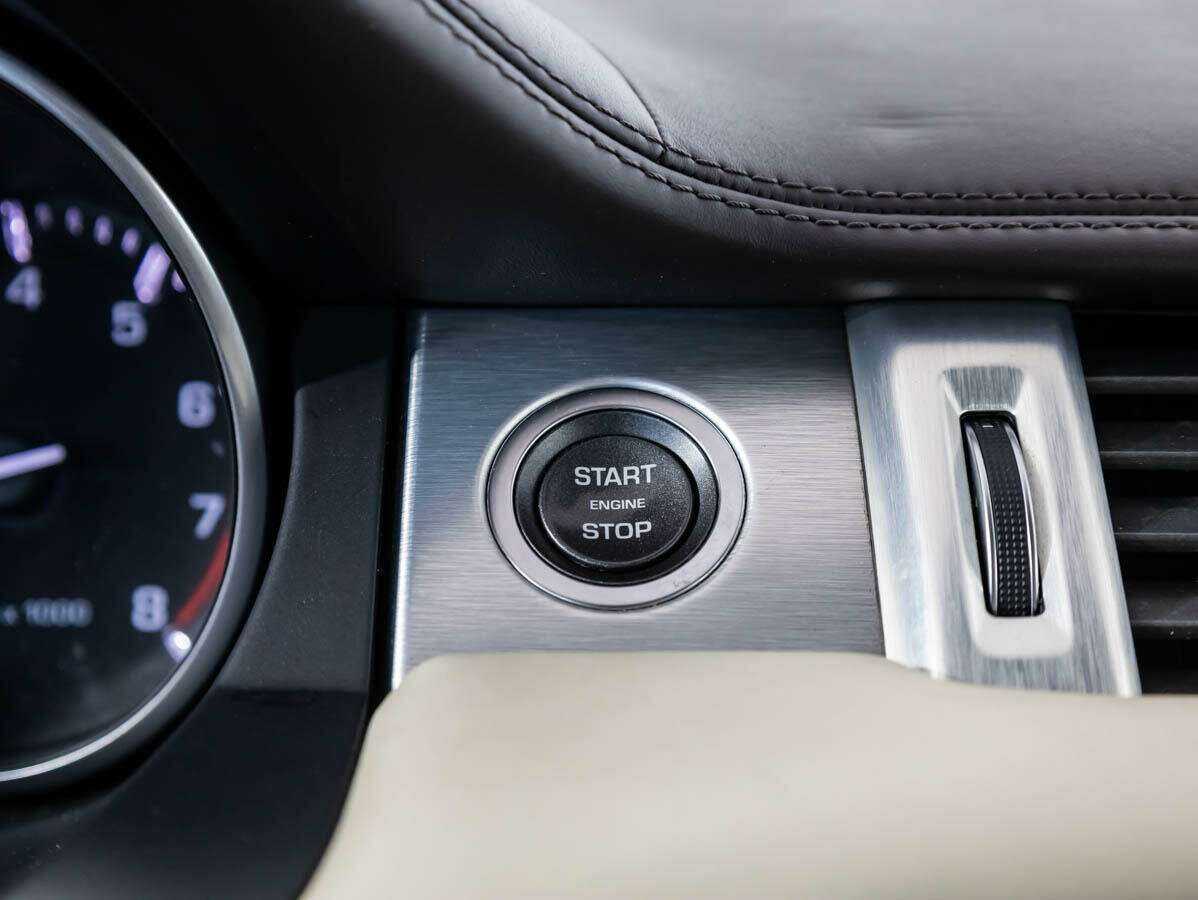 Land Rover Range Rover Evoque с пробегом — 2012 год. Фото: #27