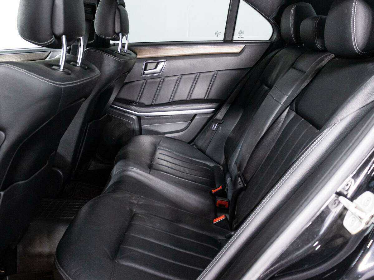 Mercedes-Benz E-Класс с пробегом — 2014 год. Фото: #9