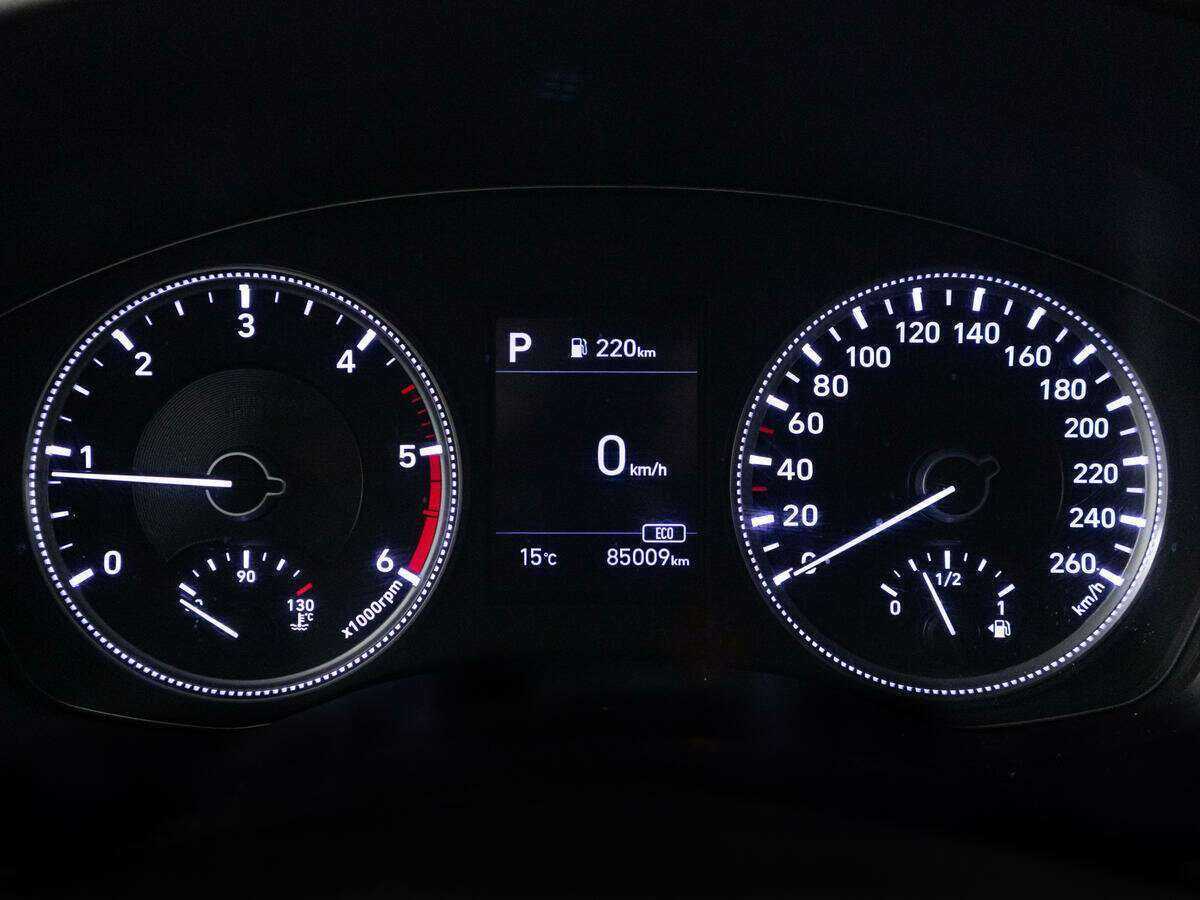 Hyundai Santa Fe с пробегом — 2019 год. Фото: #11