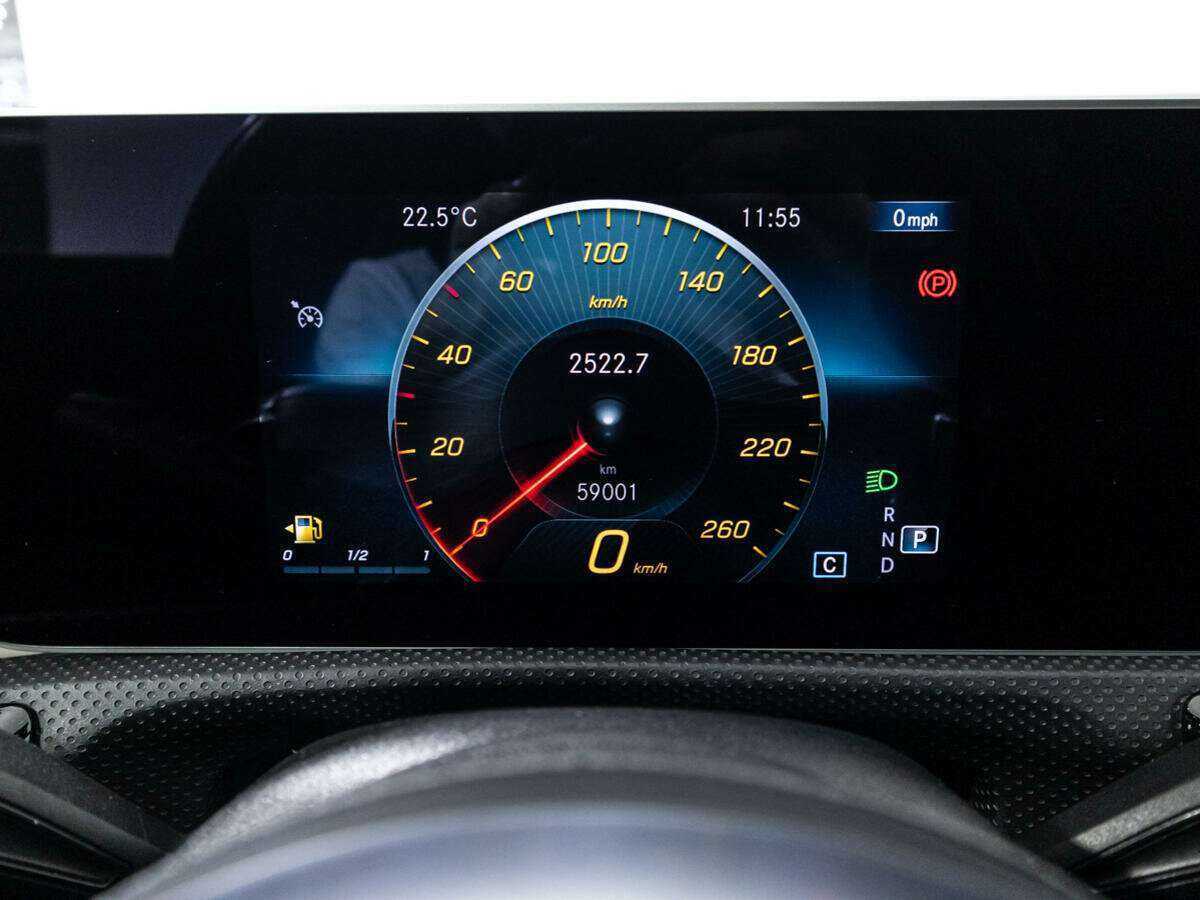 Mercedes-Benz CLA с пробегом — 2019 год. Фото: #11