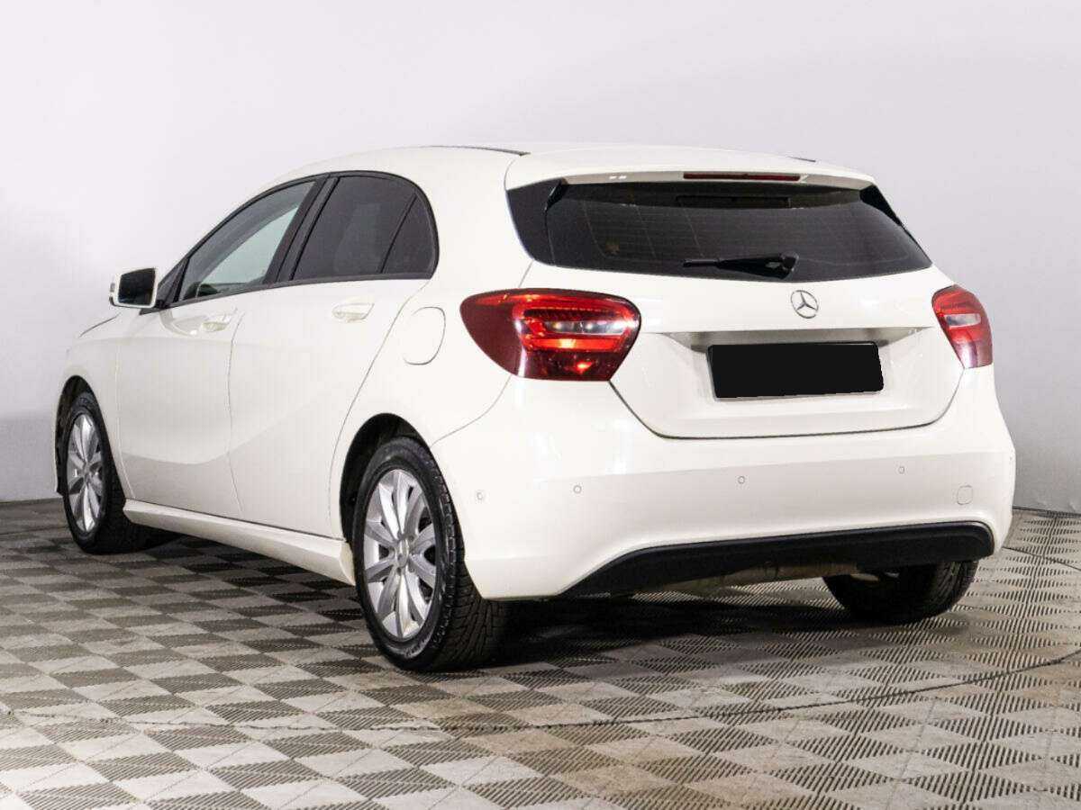 Mercedes-Benz A-Класс с пробегом — 2016 год. Фото: #6