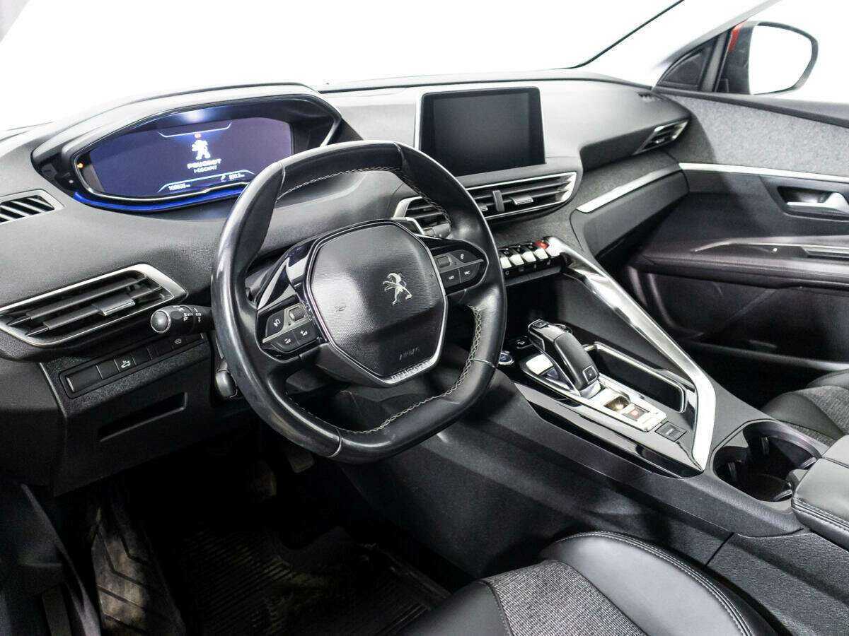 Peugeot 3008 с пробегом — 2018 год. Фото: #10