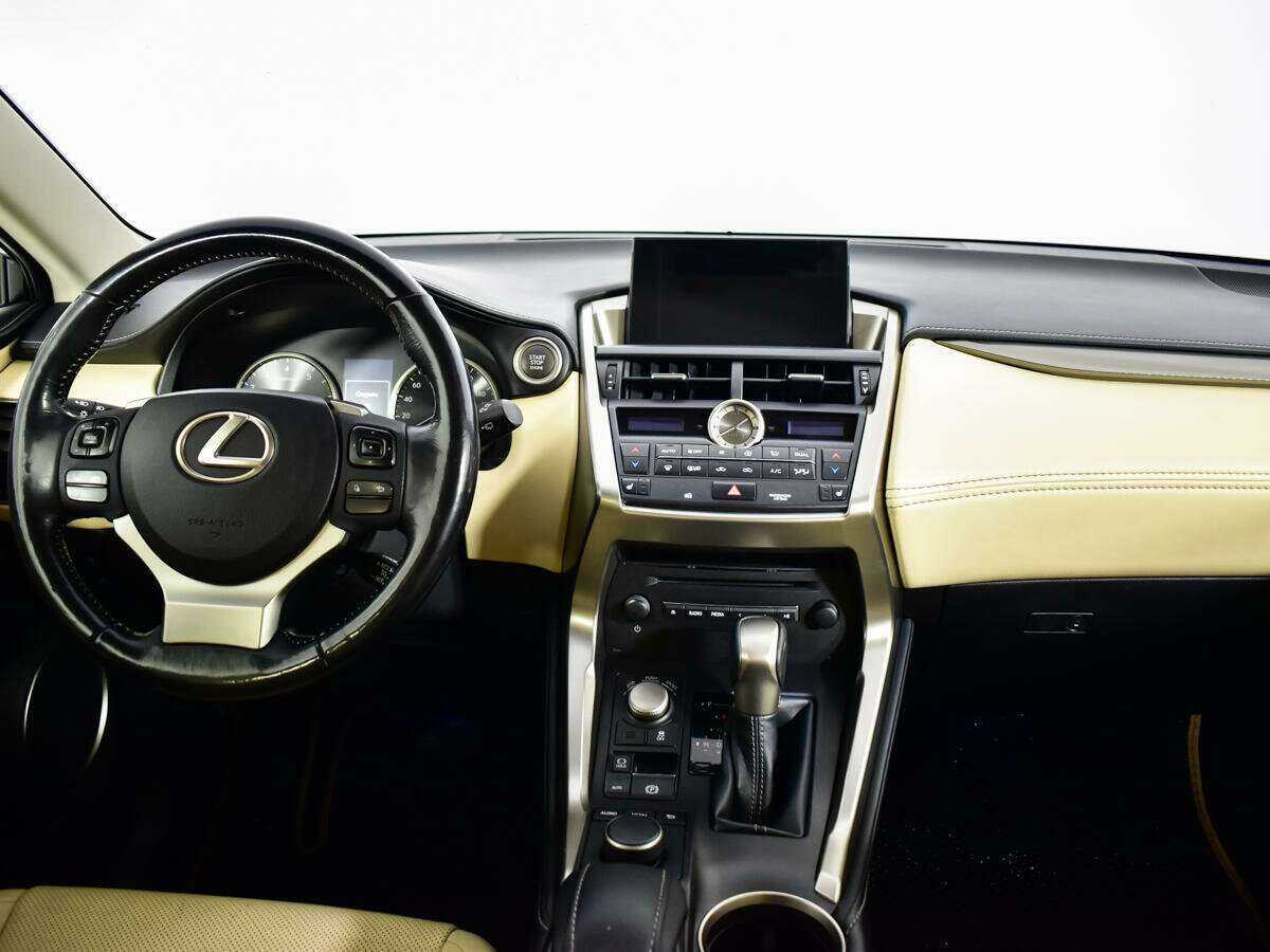 Lexus NX с пробегом — 2015 год. Фото: #11