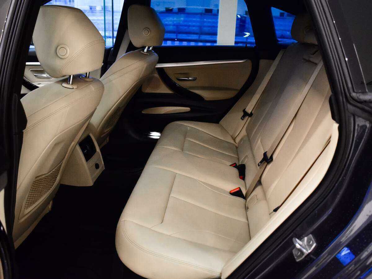 BMW 3 серии с пробегом — 2016 год. Фото: #5