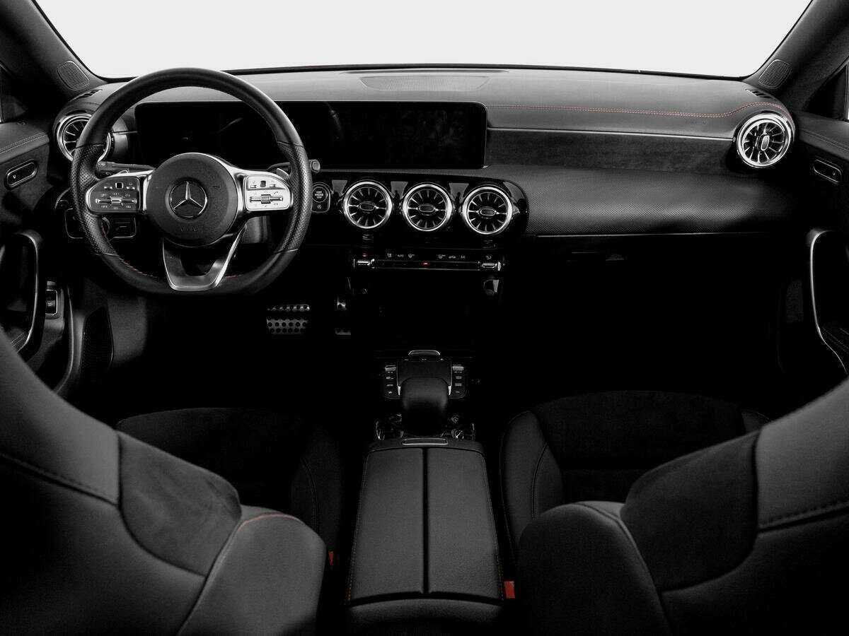 Mercedes-Benz CLA с пробегом — 2020 год. Фото: #11