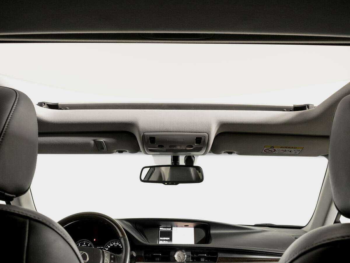 Lexus ES с пробегом — 2013 год. Фото: #14