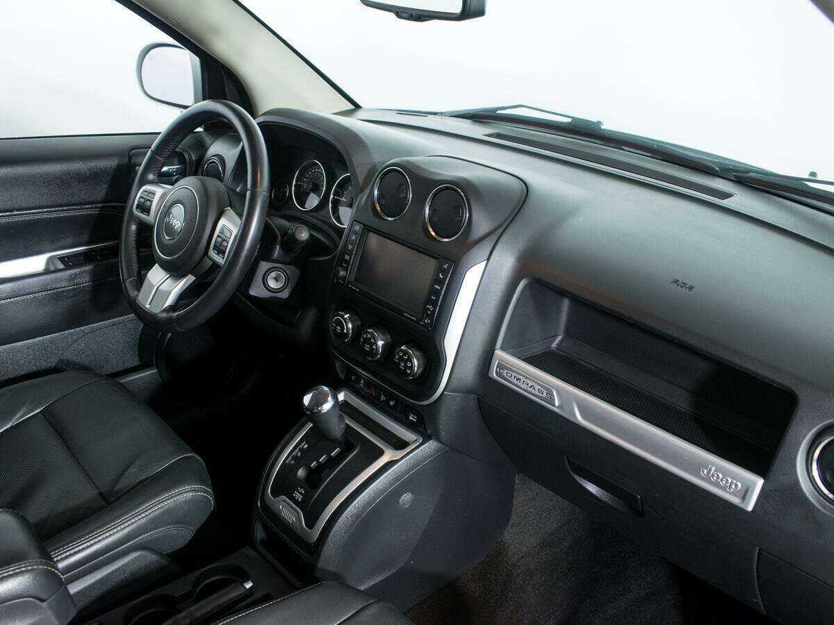 Jeep Compass с пробегом — 2013 год. Фото: #8