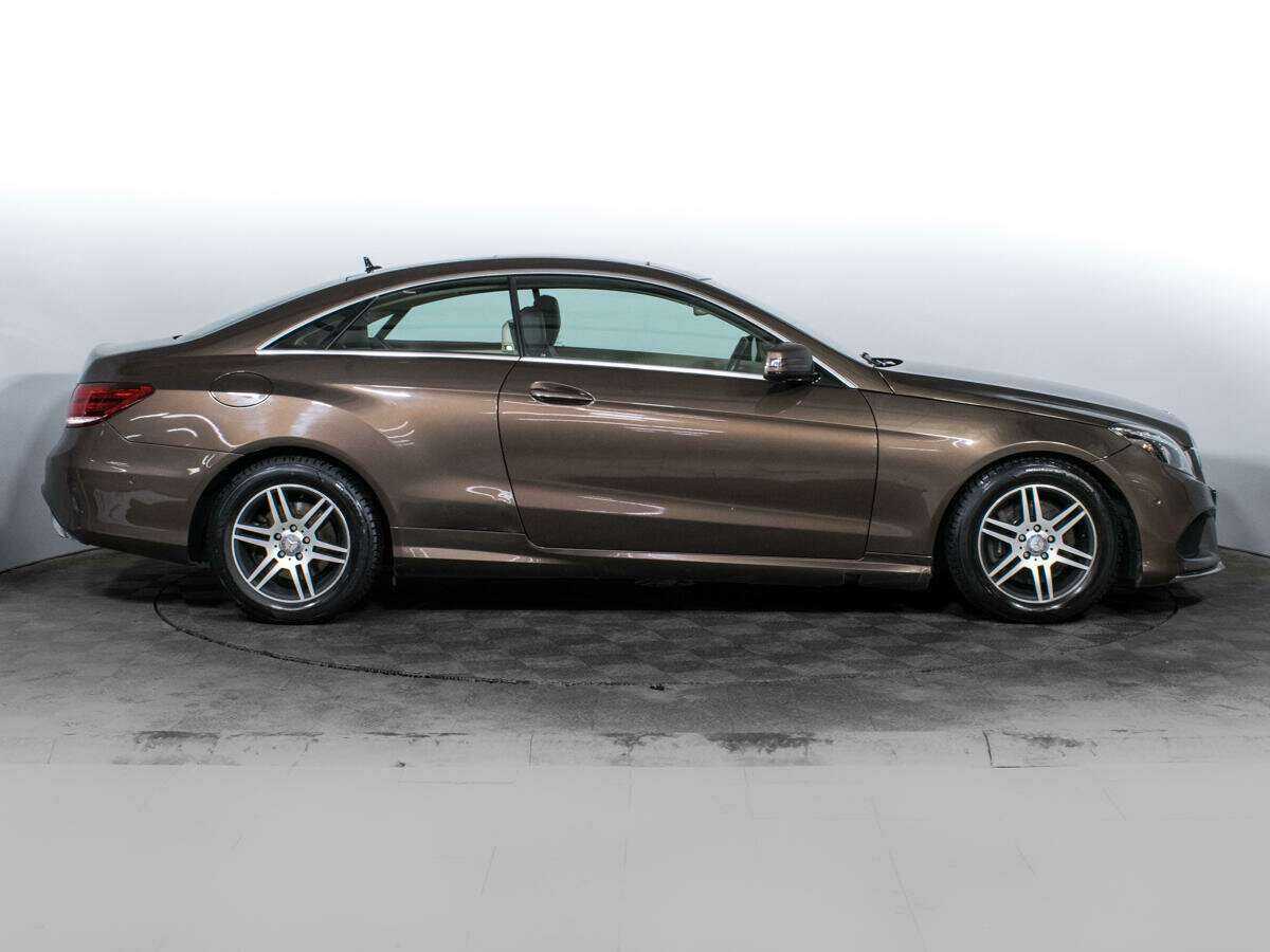 Mercedes-Benz E-Класс с пробегом — 2014 год. Фото: #3