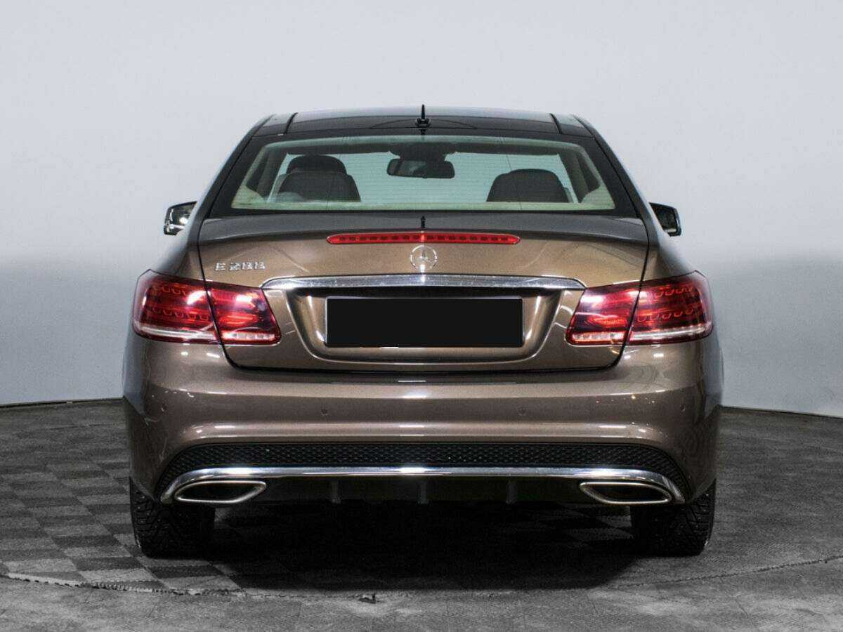 Mercedes-Benz E-Класс с пробегом — 2014 год. Фото: #5