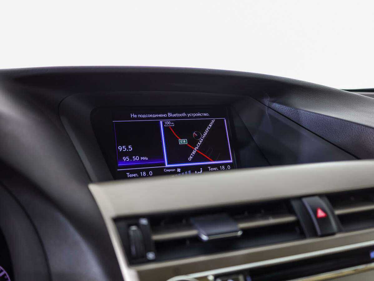 Lexus RX с пробегом — 2012 год. Фото: #11