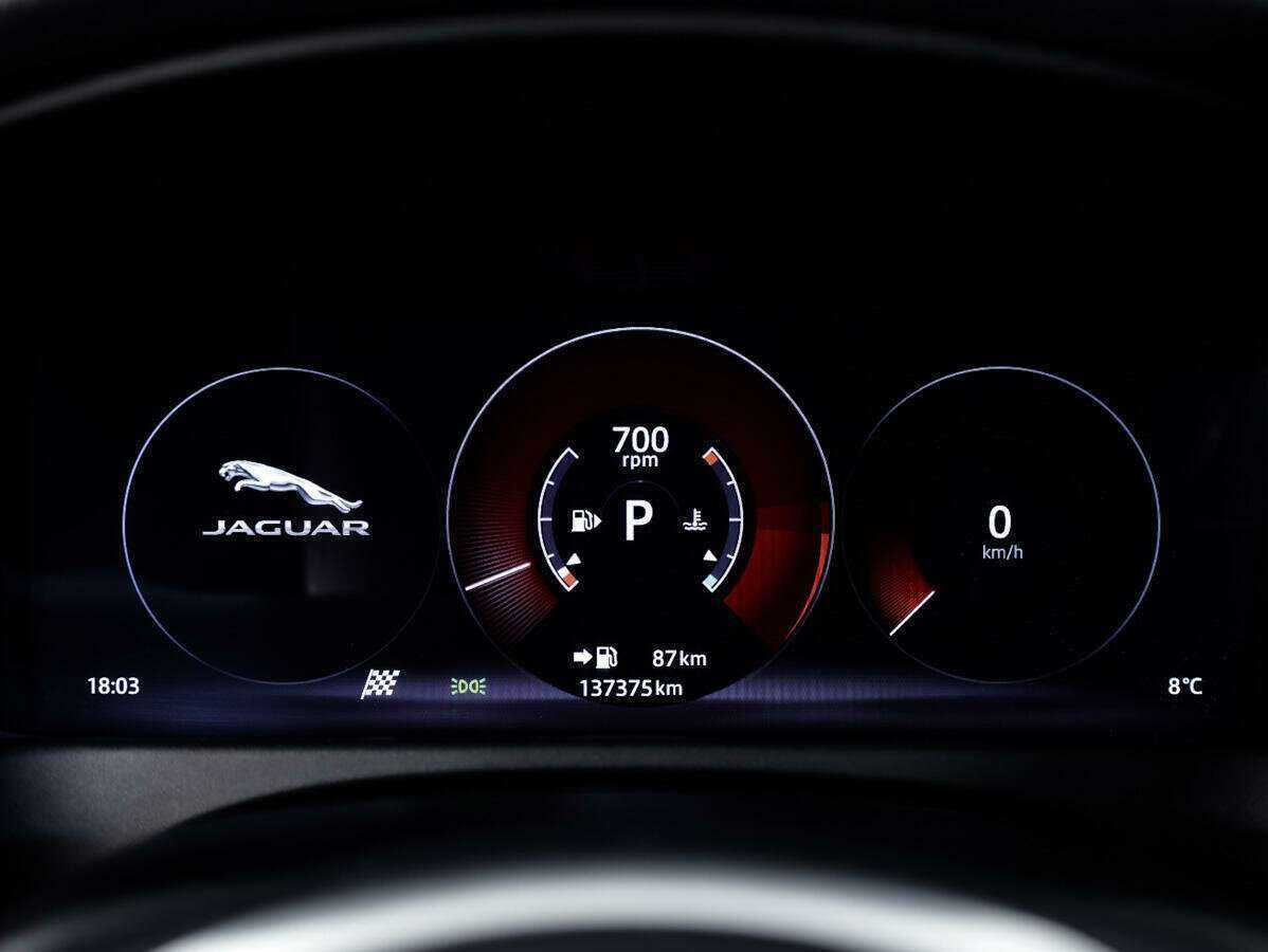 Jaguar XF с пробегом — 2017 год. Фото: #16