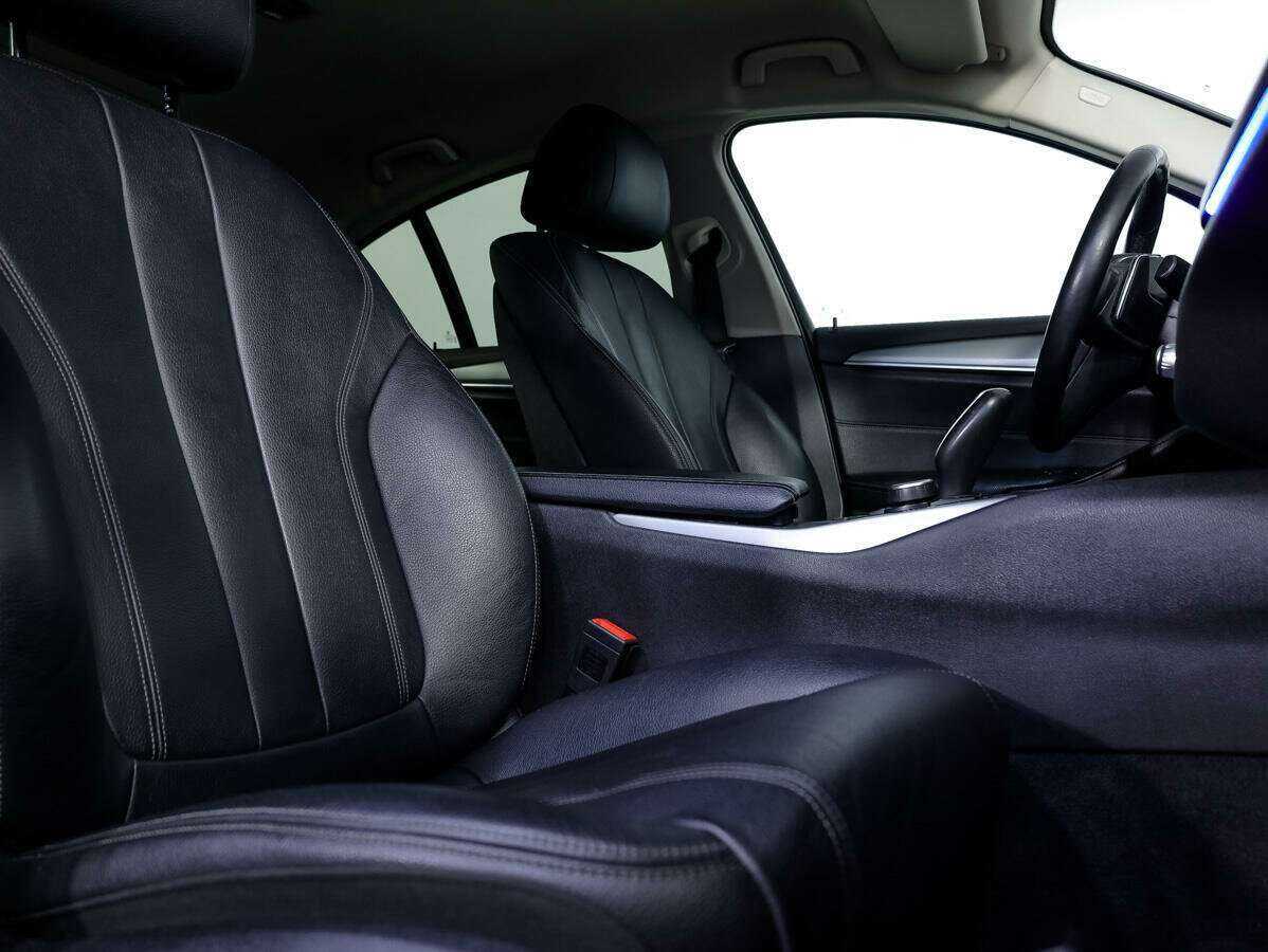 BMW 5 серии с пробегом — 2018 год. Фото: #11