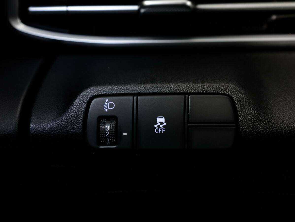 Hyundai Elantra с пробегом — 2021 год. Фото: #20