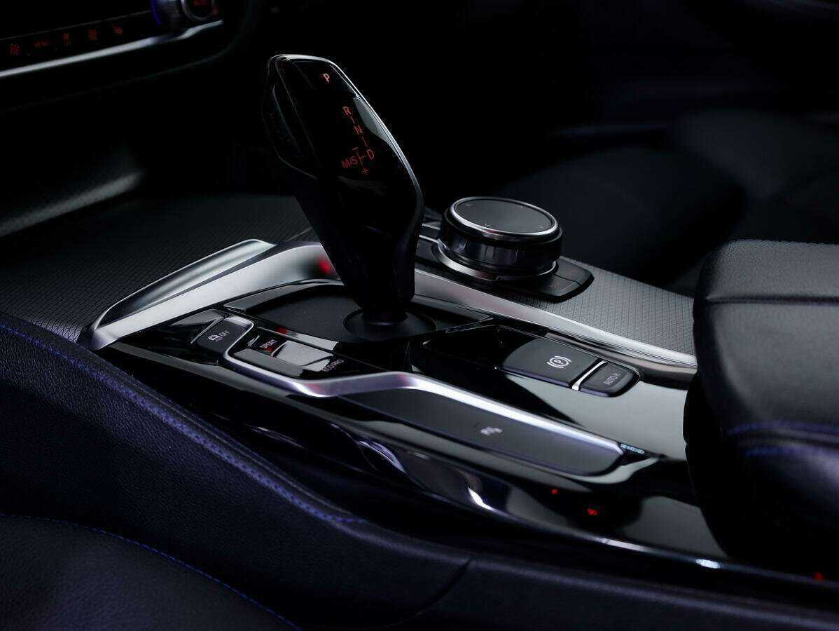 BMW 5 серии с пробегом — 2018 год. Фото: #12