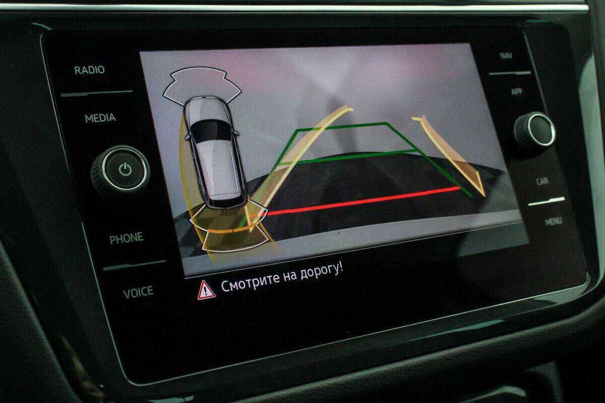 Volkswagen Tiguan с пробегом — 2021 год. Фото: #9