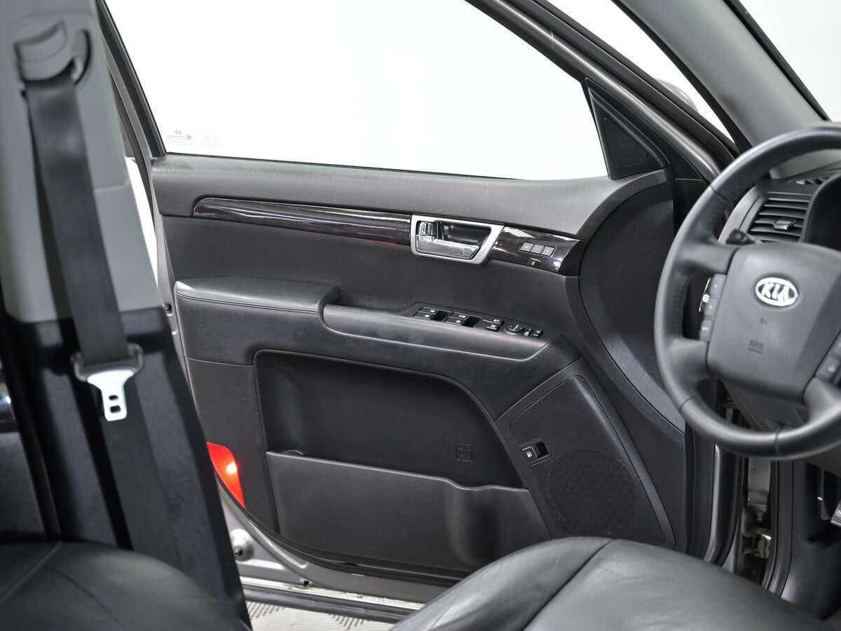 Kia Mohave с пробегом — 2012 год. Фото: #9