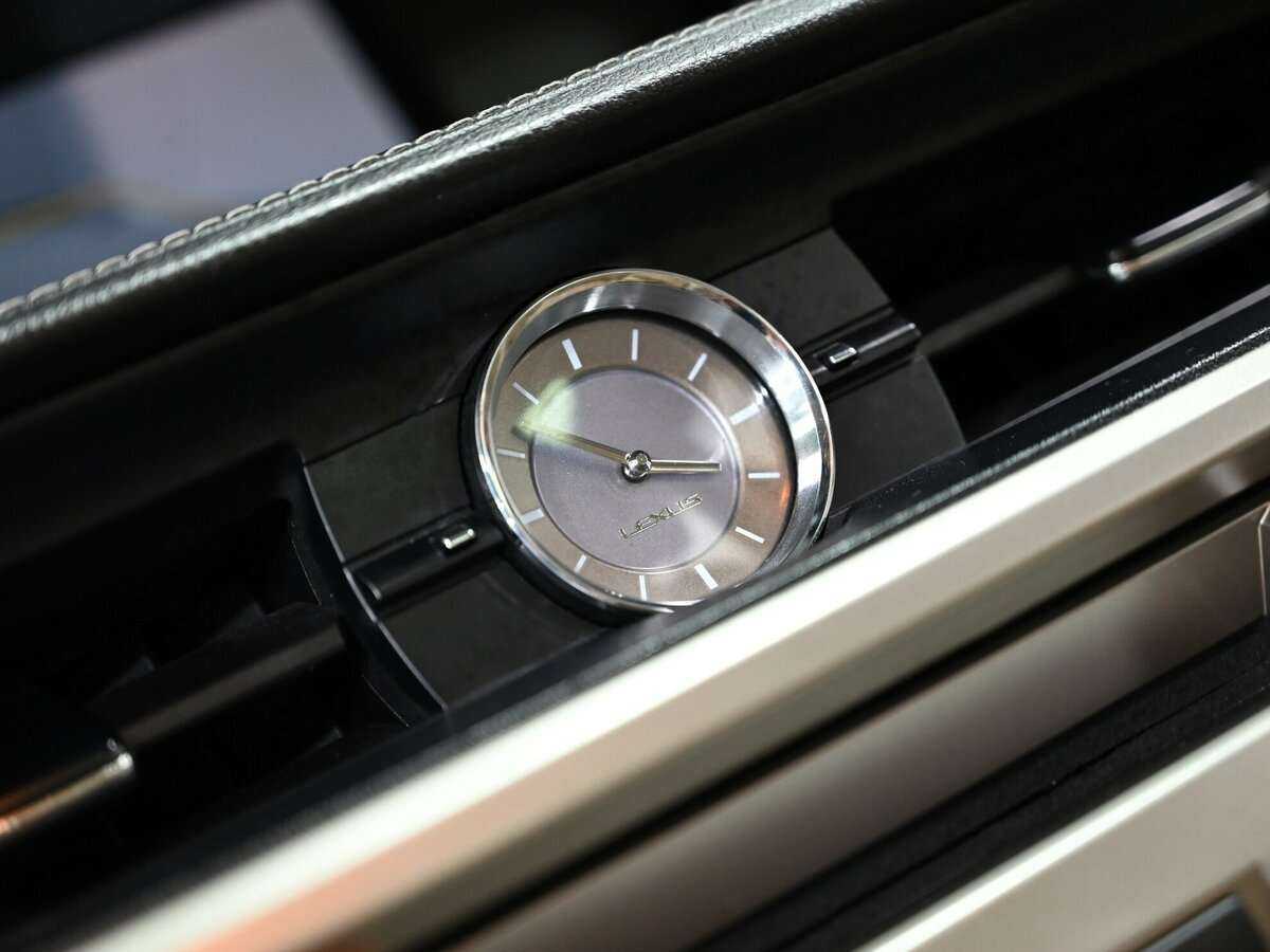 Lexus ES с пробегом — 2012 год. Фото: #16